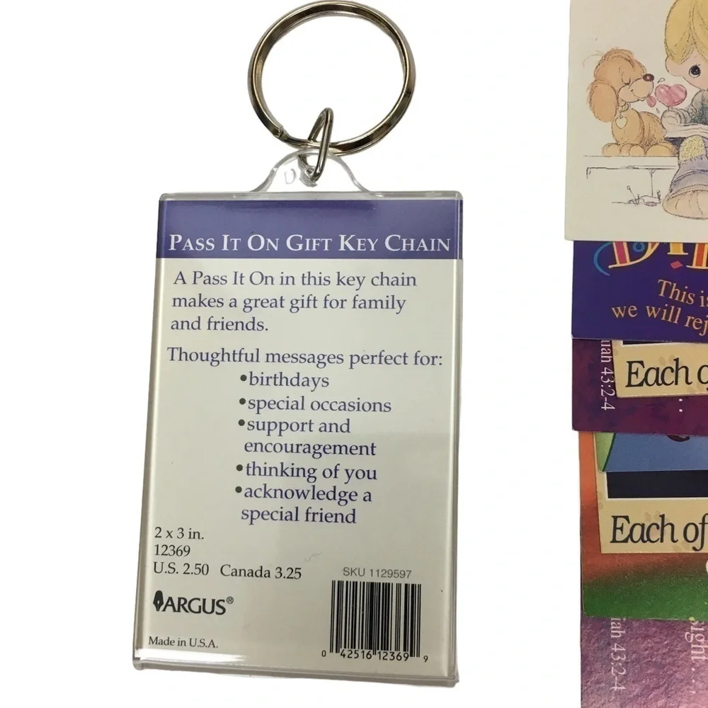 VINTAGE 90s Pass It On Gift Keychain Precious Moments Gift Friends Religious NWT